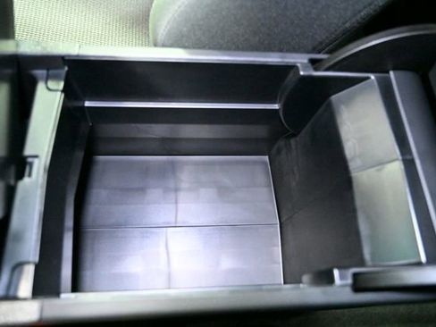 Certified 2024 Subaru Solterra Premium image 27