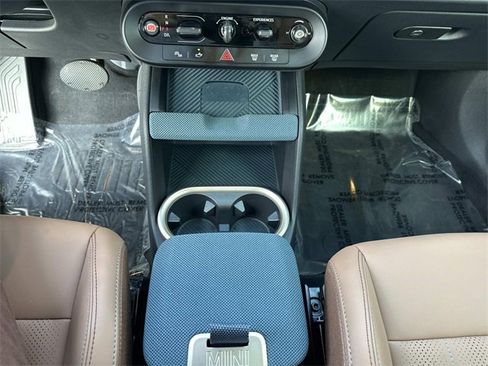 Used 2025 MINI Cooper Countryman S w/ Comfort Package Max image 29