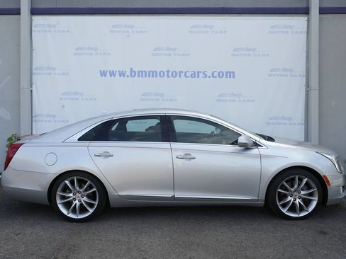 Used 2014 Cadillac XTS Premium AWD/4WD image 7