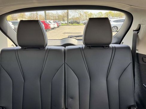 Certified 2023 Acura MDX SH-AWD w/ Advance Package image 11