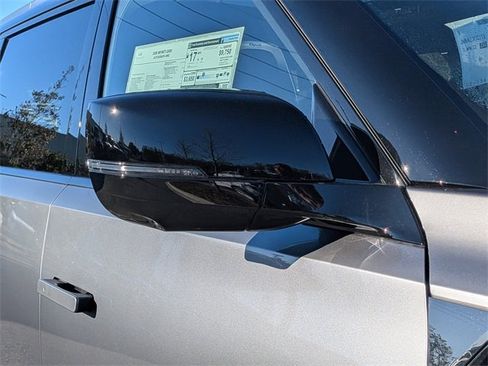 New 2026 INFINITI QX80 Autograph w/ Premium Cargo Package image 10