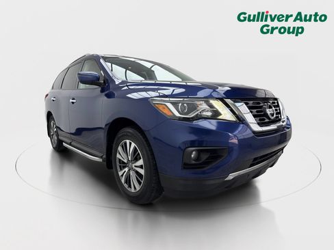 Used 2020 Nissan Pathfinder SV FWD image 13
