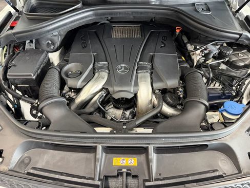 Used 2014 Mercedes-Benz GL 450 4MATIC image 25