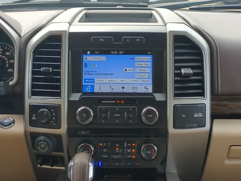 Used 2018 Ford F150 Lariat AWD/4WD image 16