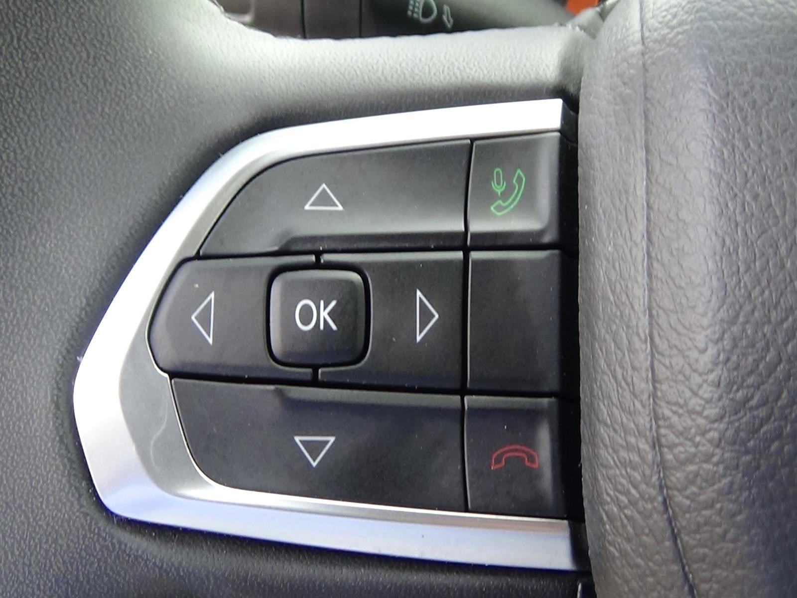 Used 2025 Jeep Compass Latitude AWD/4WD image 22