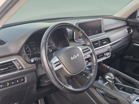 Used 2022 Kia Telluride SX w/ Nightfall Edition Package image 10