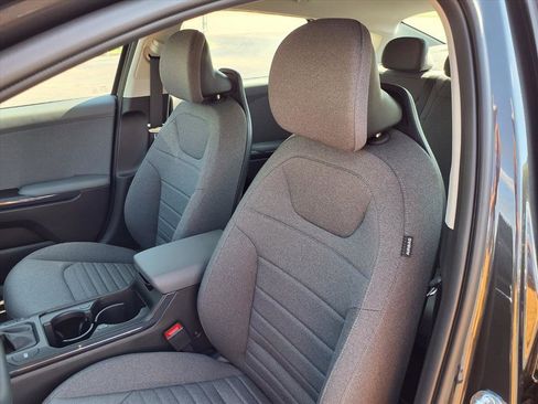 New 2025 Kia K4 EX image 14