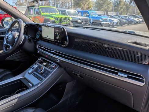 Used 2024 Hyundai Palisade Calligraphy image 42