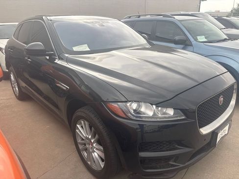 Used 2020 Jaguar F-PACE Prestige AWD/4WD image 3