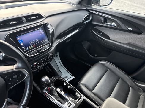 Used 2021 Chevrolet TrailBlazer LT w/ Premium Seating Package image 25