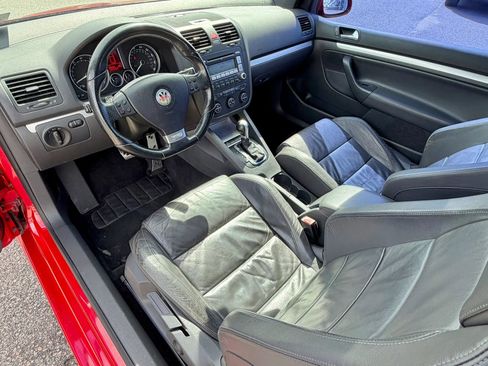 Used 2008 Volkswagen R32 AWD/4WD image 26