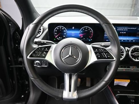 New 2025 Mercedes-Benz GLA 250 4MATIC image 7