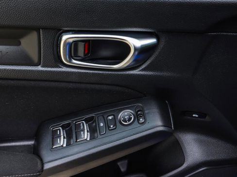 Used 2022 Honda Civic Sport image 33