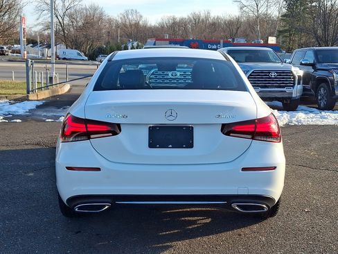 Used 2019 Mercedes-Benz A 220 4MATIC image 5
