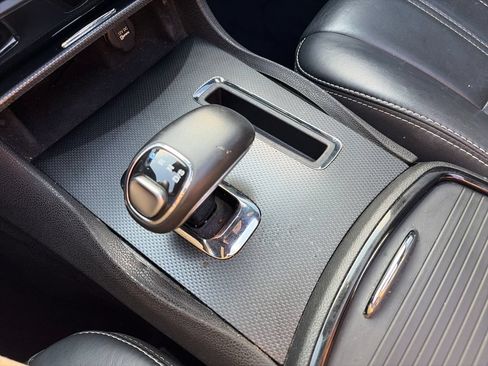 Used 2014 Chrysler 300 S RWD image 28