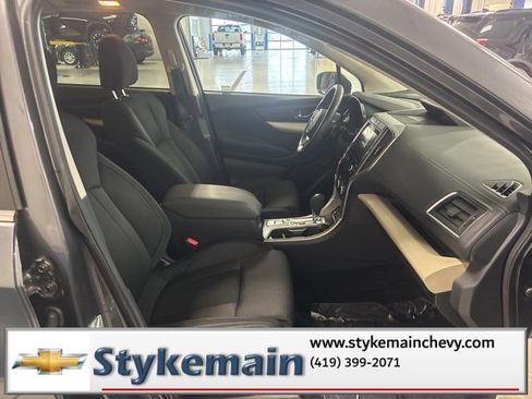 Used 2022 Subaru Ascent Premium w/ Convenience Package image 39