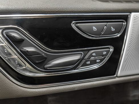Used 2022 Lincoln Navigator L Reserve AWD/4WD image 46