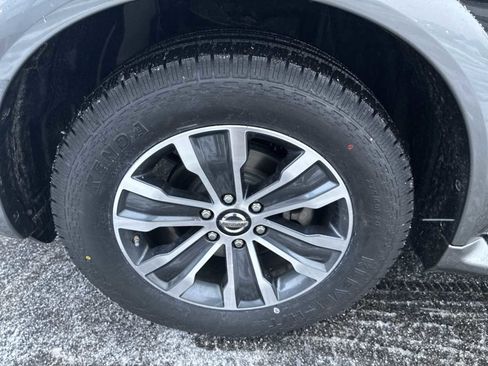 Used 2020 Nissan Armada SL w/ Premium Package image 34