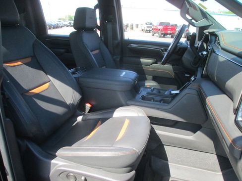 Used 2024 GMC Sierra 2500 AT4 w/ AT4 Premium Plus Package image 25