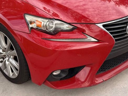 Used 2016 Lexus IS 200t RWD image 9