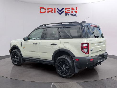 Used 2025 Ford Bronco Sport Badlands AWD/4WD image 3