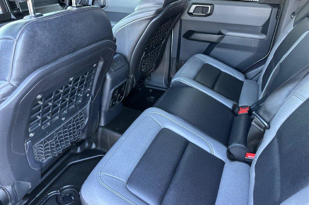 Used 2023 Ford Bronco Big Bend w/ Sasquatch Package AWD/4WD image 12