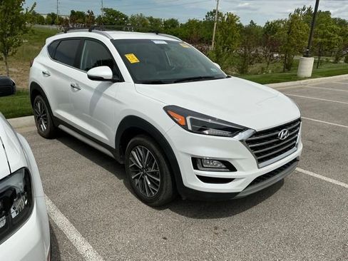 Used 2021 Hyundai Tucson Limited FWD image 2
