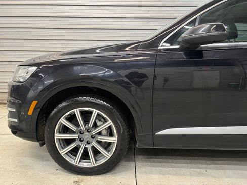 Used 2019 Audi Q7 3.0T Premium Plus w/ Premium Plus Package AWD/4WD image 4