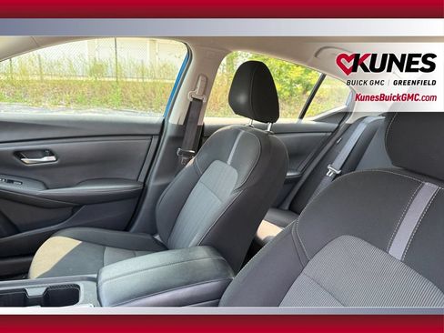 Used 2024 Nissan Sentra SV FWD image 28