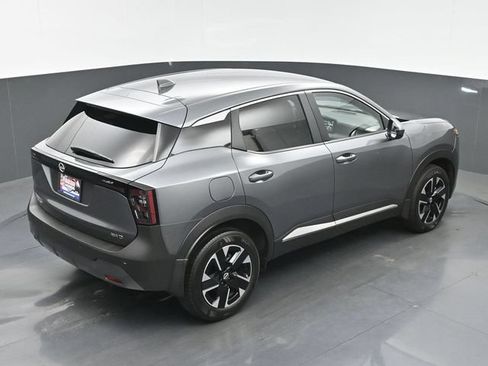 Used 2025 Nissan Kicks SV AWD/4WD image 33