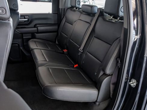 Used 2024 Chevrolet Silverado 2500 W/T image 38