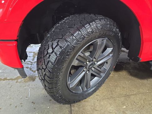 Used 2023 Ford F150 Lariat w/ Equipment Group 502A High image 33