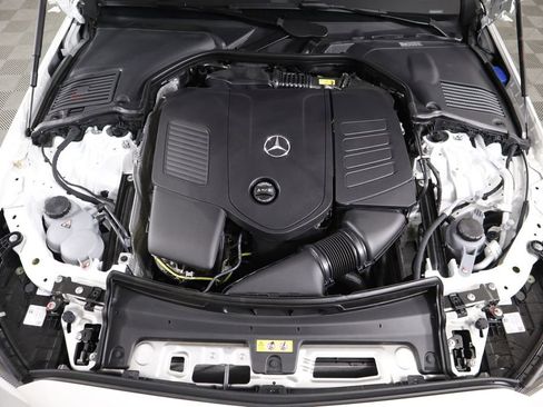 Used 2025 Mercedes-Benz C 300 Sedan image 30