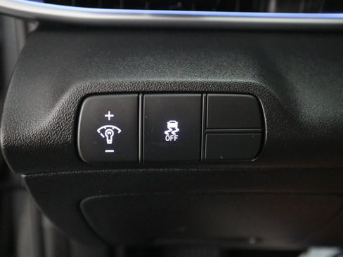 Used 2024 Hyundai Elantra Limited FWD image 31