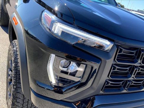 Used 2024 GMC Canyon Elevation w/ Elevation Premium Package image 28