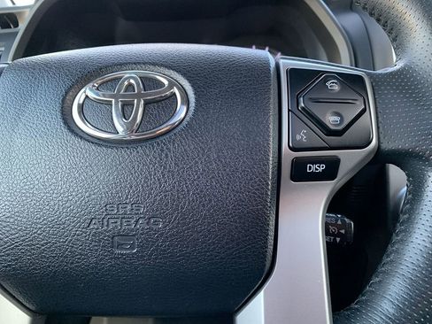 Used 2016 Toyota 4Runner SR5 Premium image 19