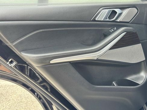 Certified 2024 BMW X5 xDrive40i w/ M Sport Package AWD/4WD image 12