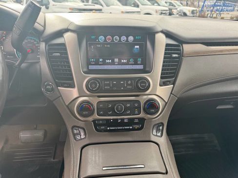 Used 2018 GMC Yukon Denali w/ Denali Ultimate Package image 25