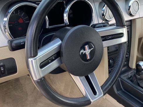 Used 2006 Ford Mustang GT Premium RWD image 22
