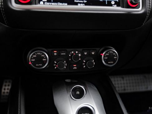 Used 2016 Ferrari California T image 61