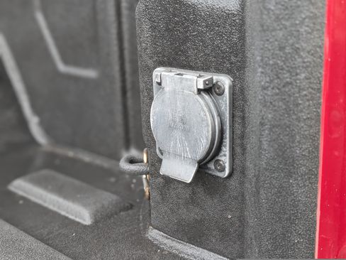 Used 2022 Chevrolet Silverado 1500 High Country image 42