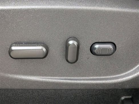 Used 2018 Ford Escape SE w/ SE Sport Appearance Package image 13