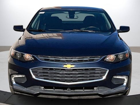 Used 2016 Chevrolet Malibu LT image 3
