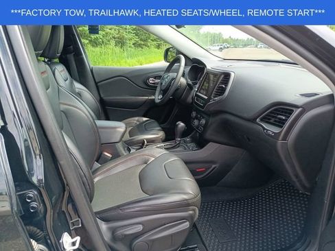 Used 2022 Jeep Cherokee Trailhawk w/ Trailer Tow Group AWD/4WD image 16