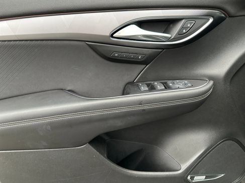 Used 2025 Buick Envision Sport Touring image 11