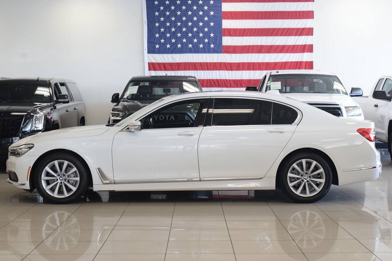 Used 2019 BMW 740i RWD image 4