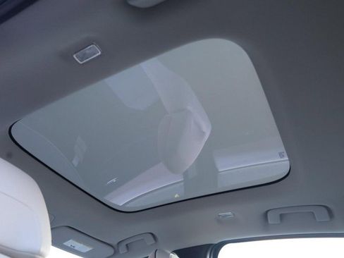 New 2026 Nissan Leaf Platinum+ w/ Cargo Package (Platinum+) image 9