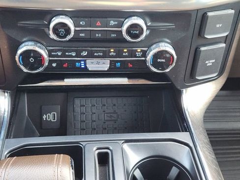 Used 2025 Ford F150 King Ranch w/ FX4 Off-Road Package AWD/4WD image 19