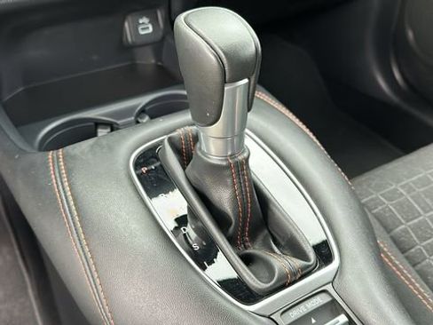 Used 2025 Honda HR-V Sport image 17