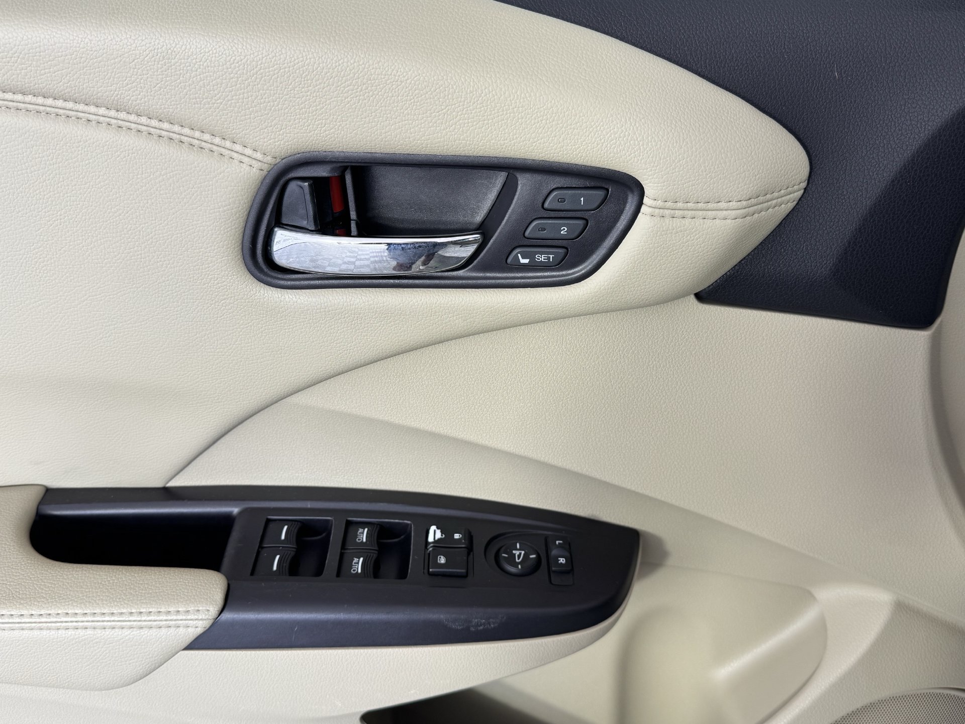 Used 2014 Acura RDX AWD image 12
